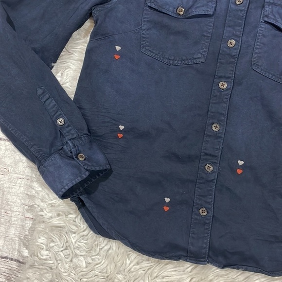 Sundry Hearts Embroidered Button Down Shirt in Sunfaded Navy - Picture 4 of 10